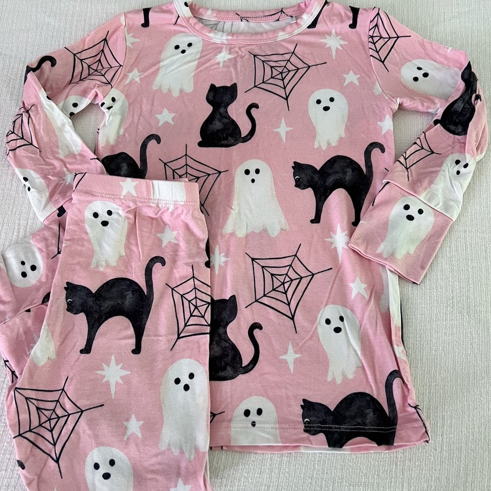 Elle & Mily halloween loungewear